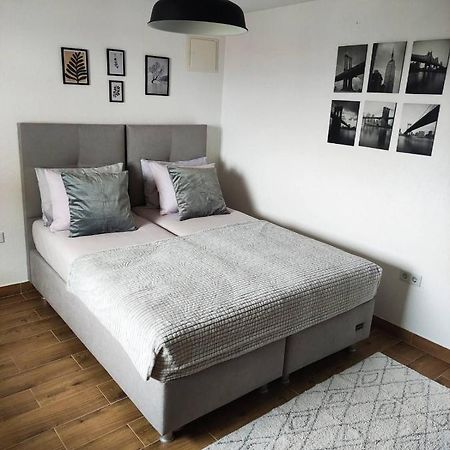באניה לוקה Apartman Ela מראה חיצוני תמונה