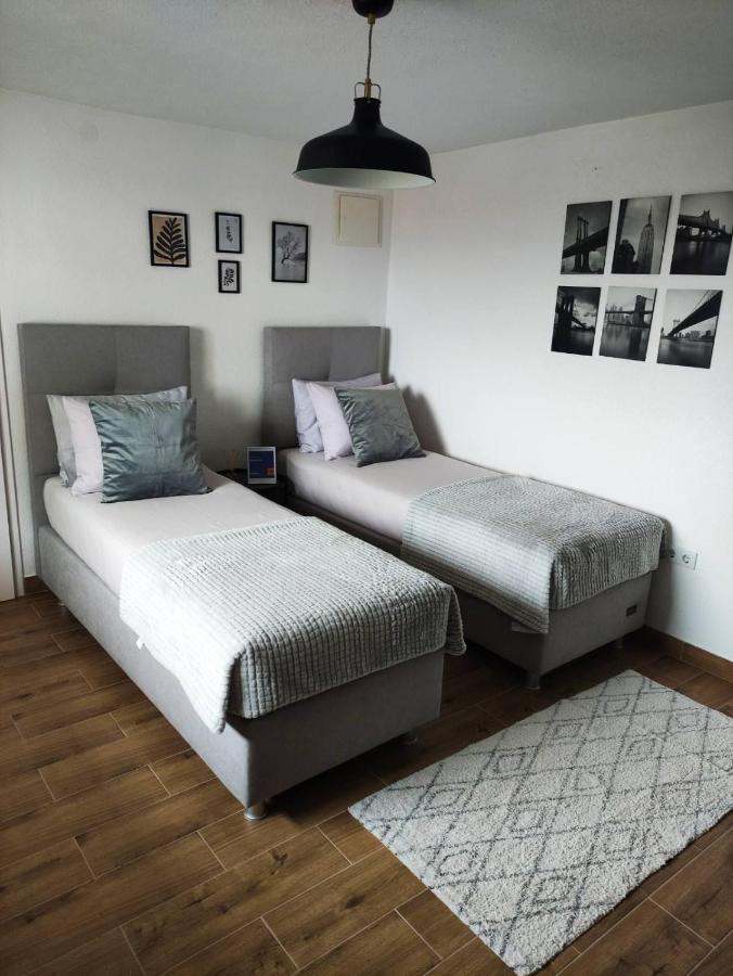 באניה לוקה Apartman Ela מראה חיצוני תמונה